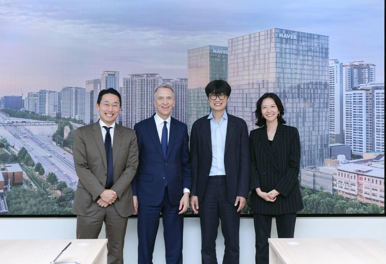 Naver chairman meets Brookfield CEO, discusses AI data center business