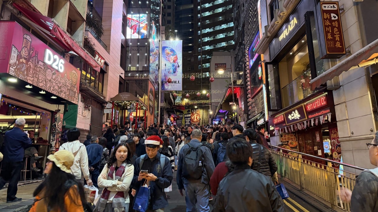 Bargain sale, collapsed deal reflect Hong Kong’s struggling retail property market