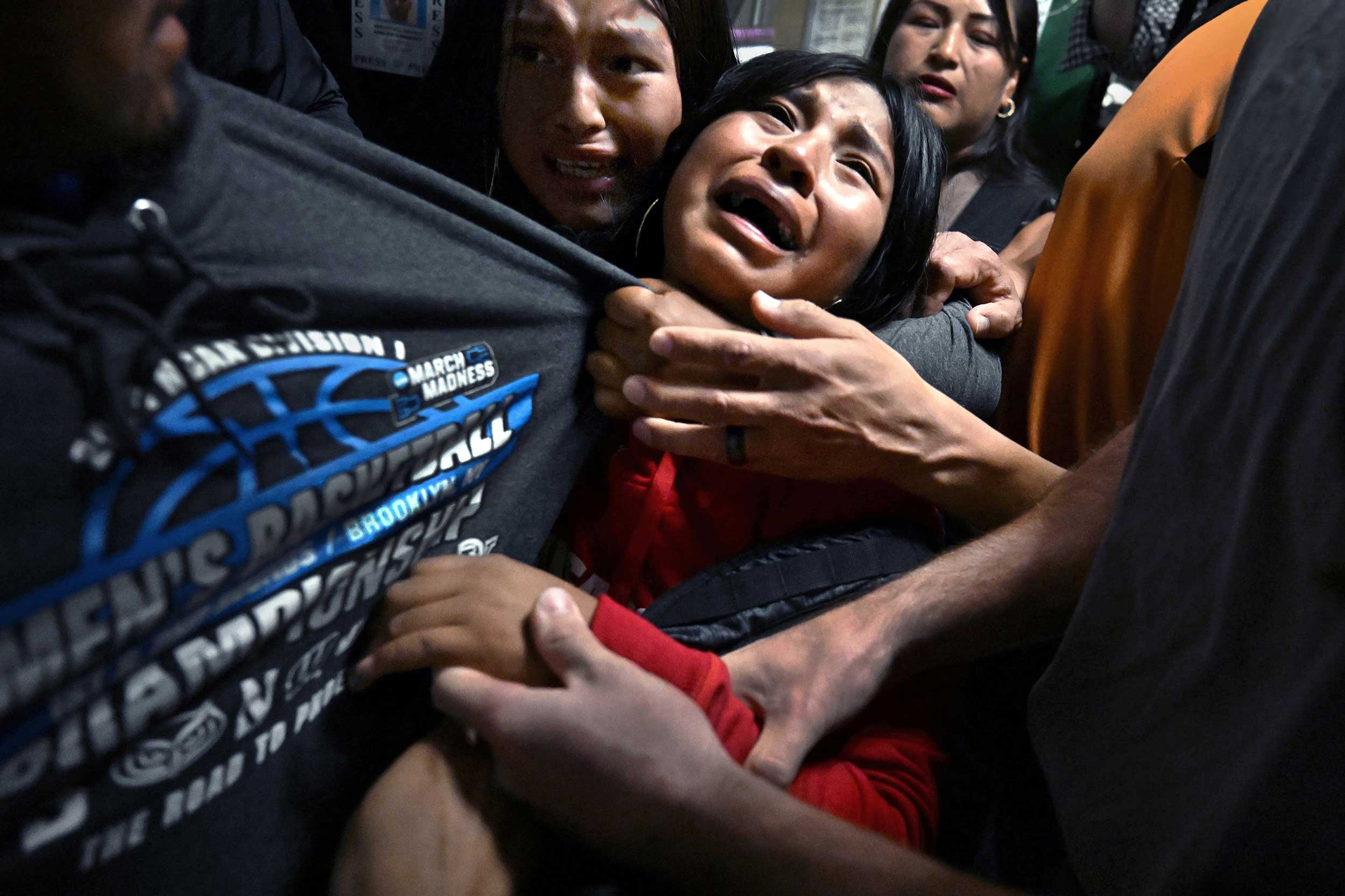 How this photo showing ICE officers separating a family came to define the world’s best photojournalism contest