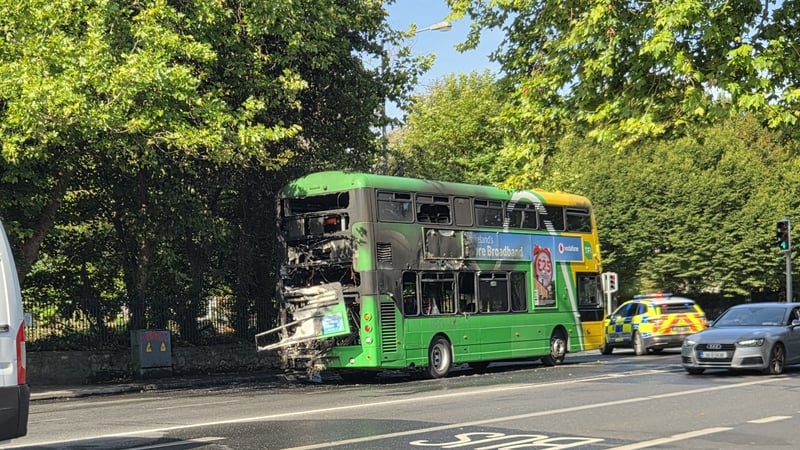 Dublin Bus with passengers evacuated after going on fire
