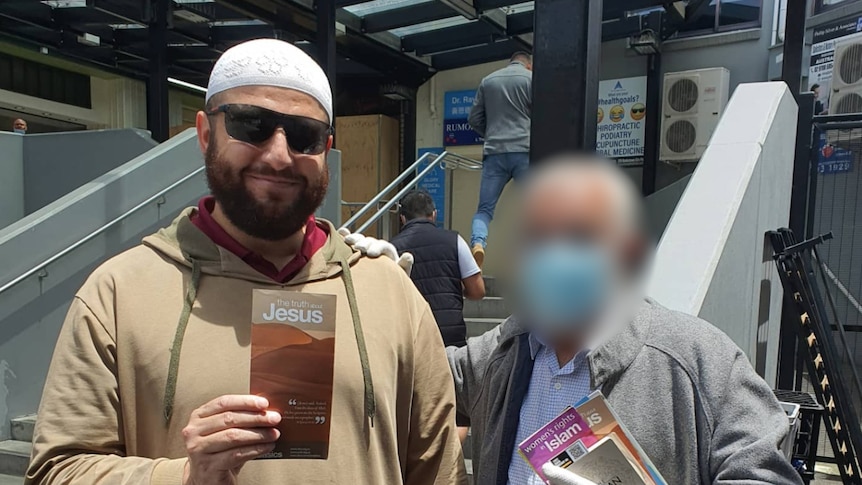 Safety concerns for ex-ASIO agent as he seeks visa to testify