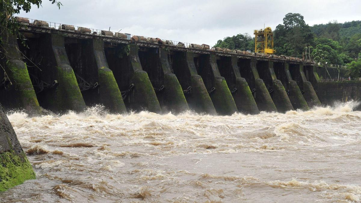 Heavy silt in Pazhassi dam disrupts drinking water treatment