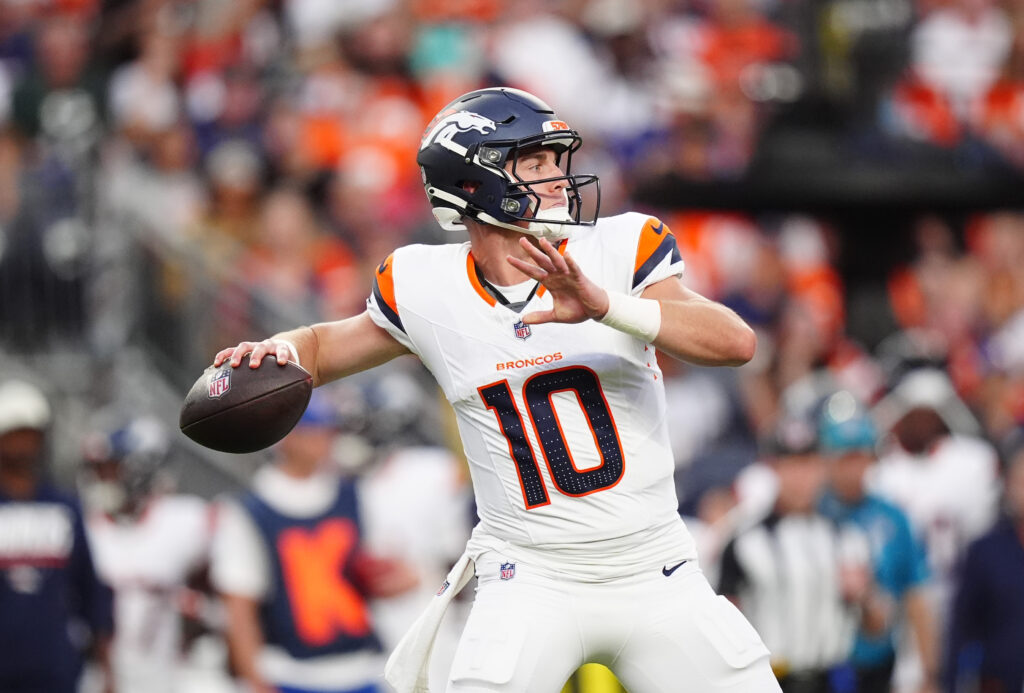 Top 12 NFL quarterbacks entering 2026-2027 season