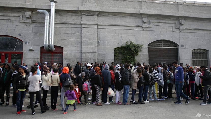 5 EU countries aim to send rejected migrants to 'return hub' by 2027