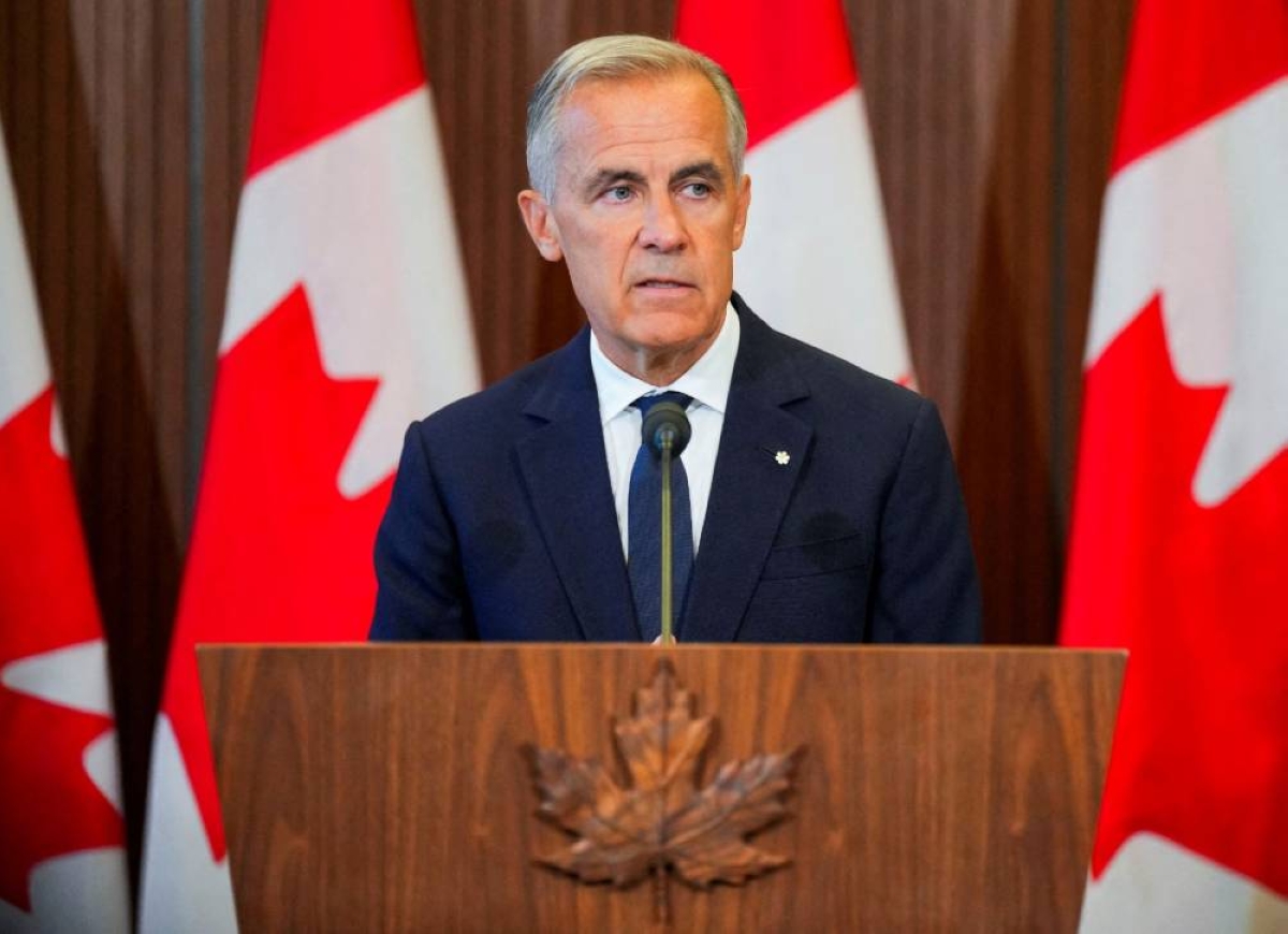Canada loses 41,700 jobs as summer hiring fades; unemployment rate holds steady