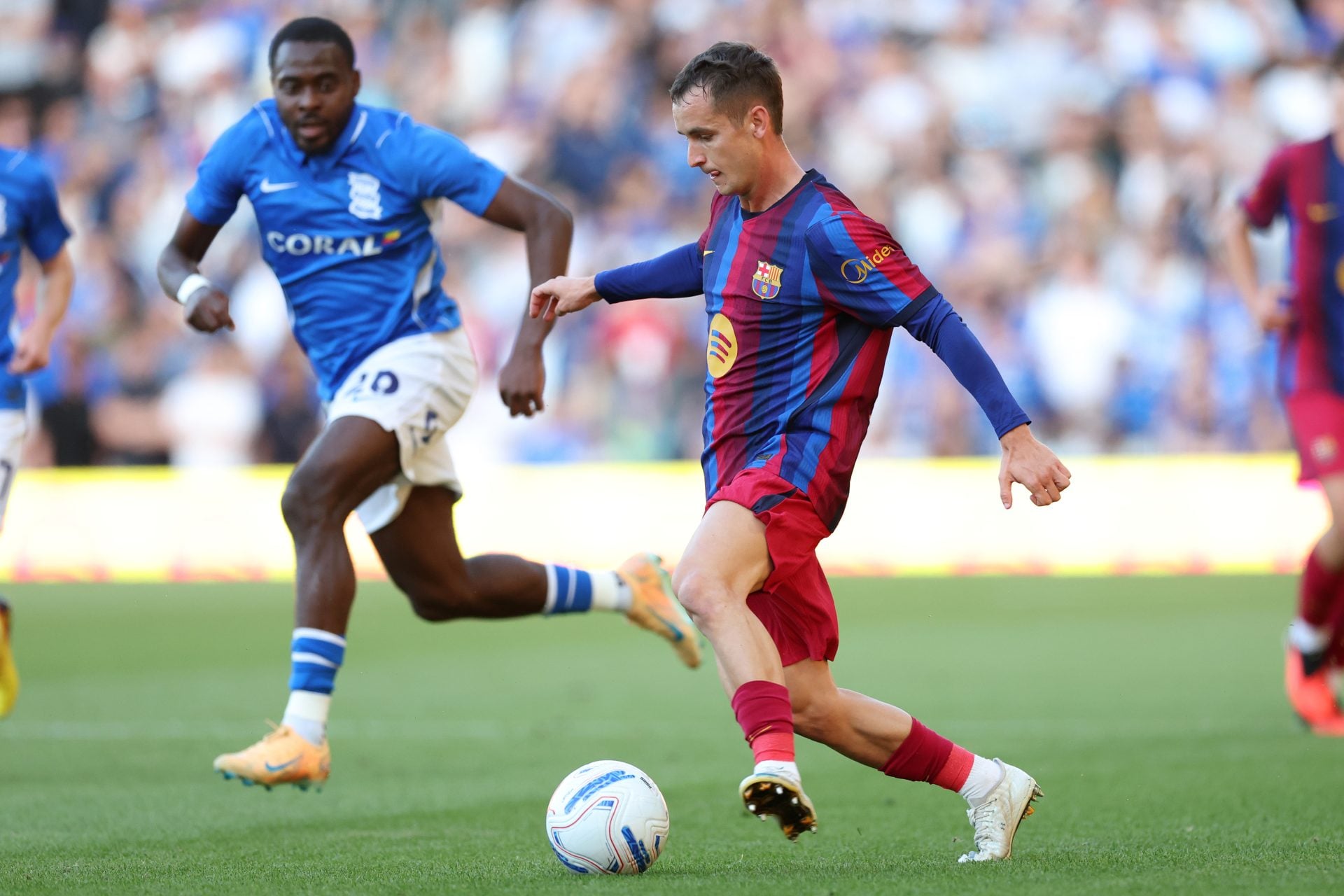 Two exit-bound Barcelona stars train separately to avoid Roony Bardghji situation