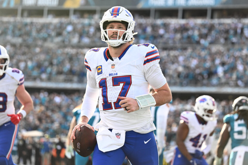 Fantasy Football quarterback rankings, 30 players ranked from first to worst