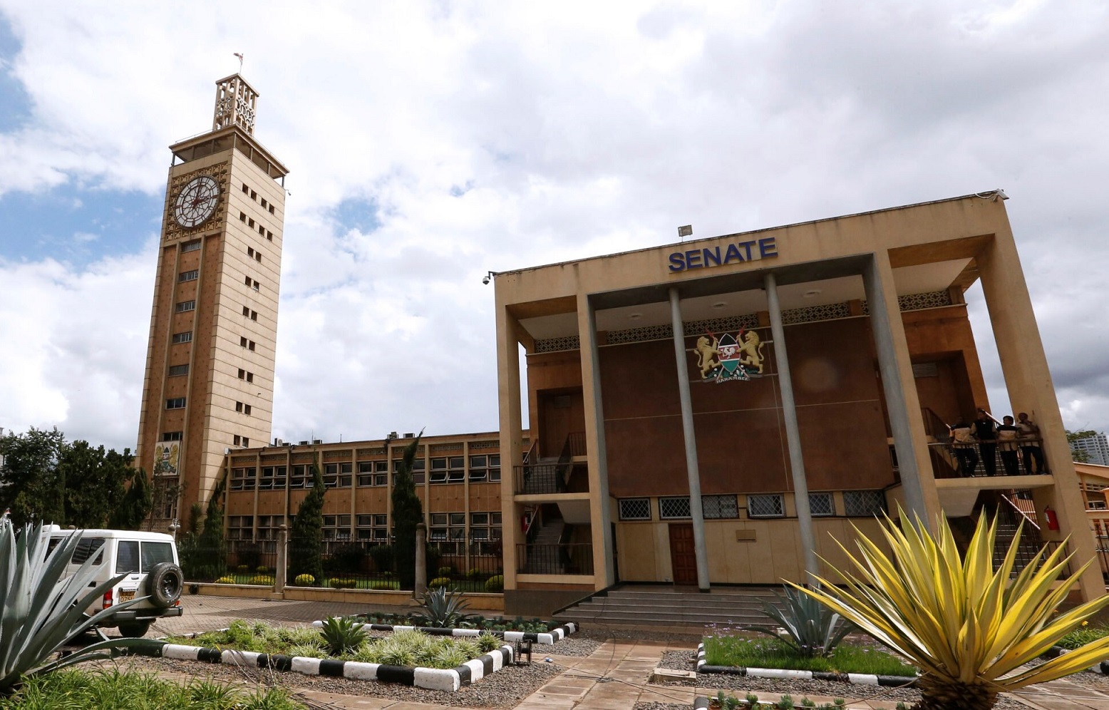 What are the requirements to become an MP in Kenya?
