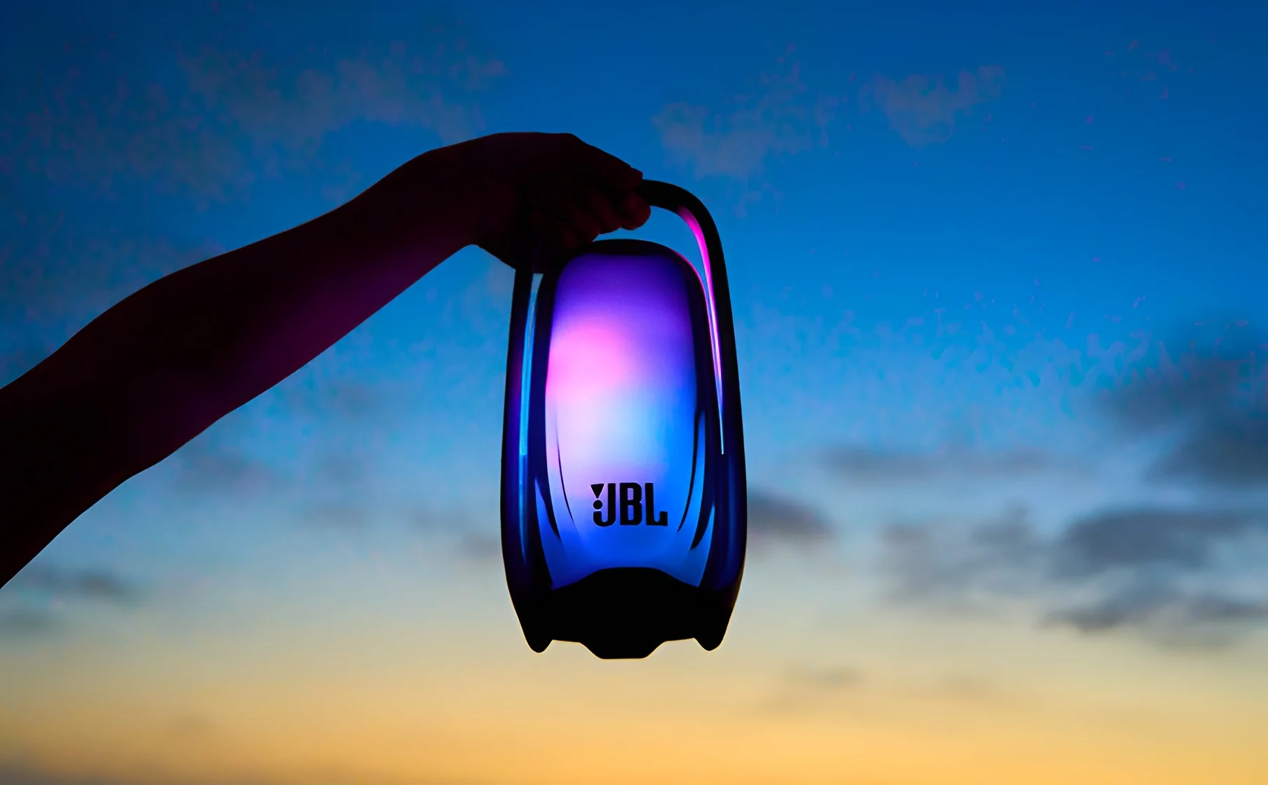 JBL To Launch Pulse 6 Speaker In China With 12-Hour Battery, IP68 Resistance Rating