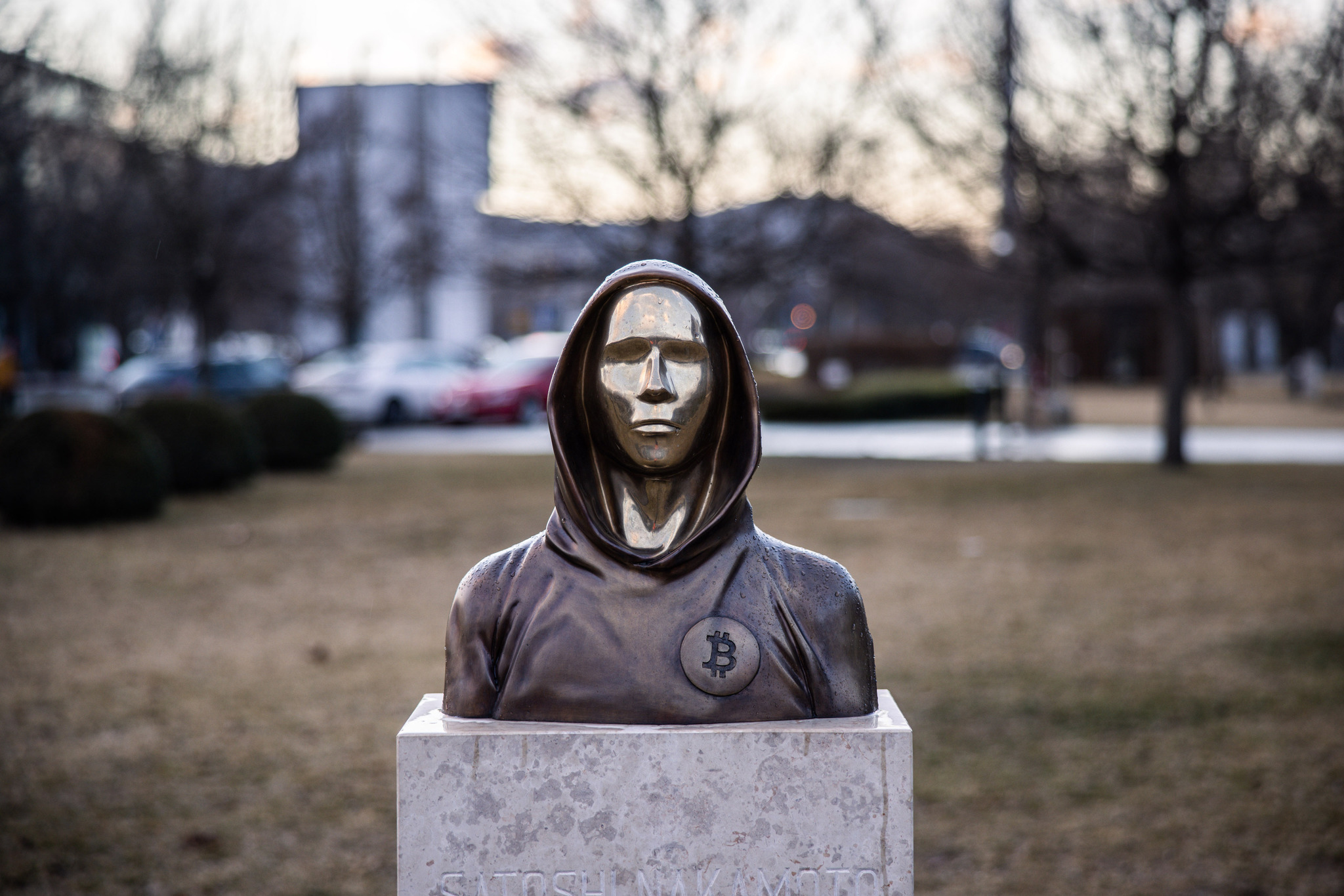 How Bitcoin whales move the market