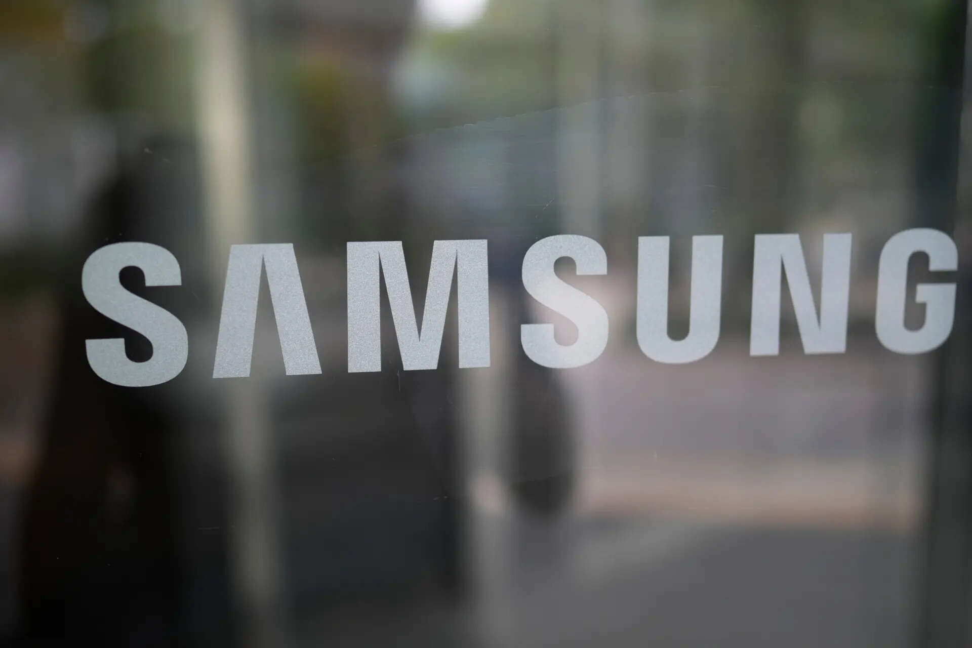 Samsung aims to train 20,000 youths in AI in India