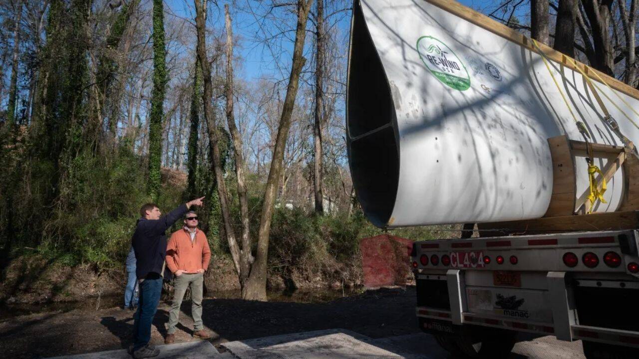 Atlanta turns 7,000-pound wind turbine blade into pedestrian bridge