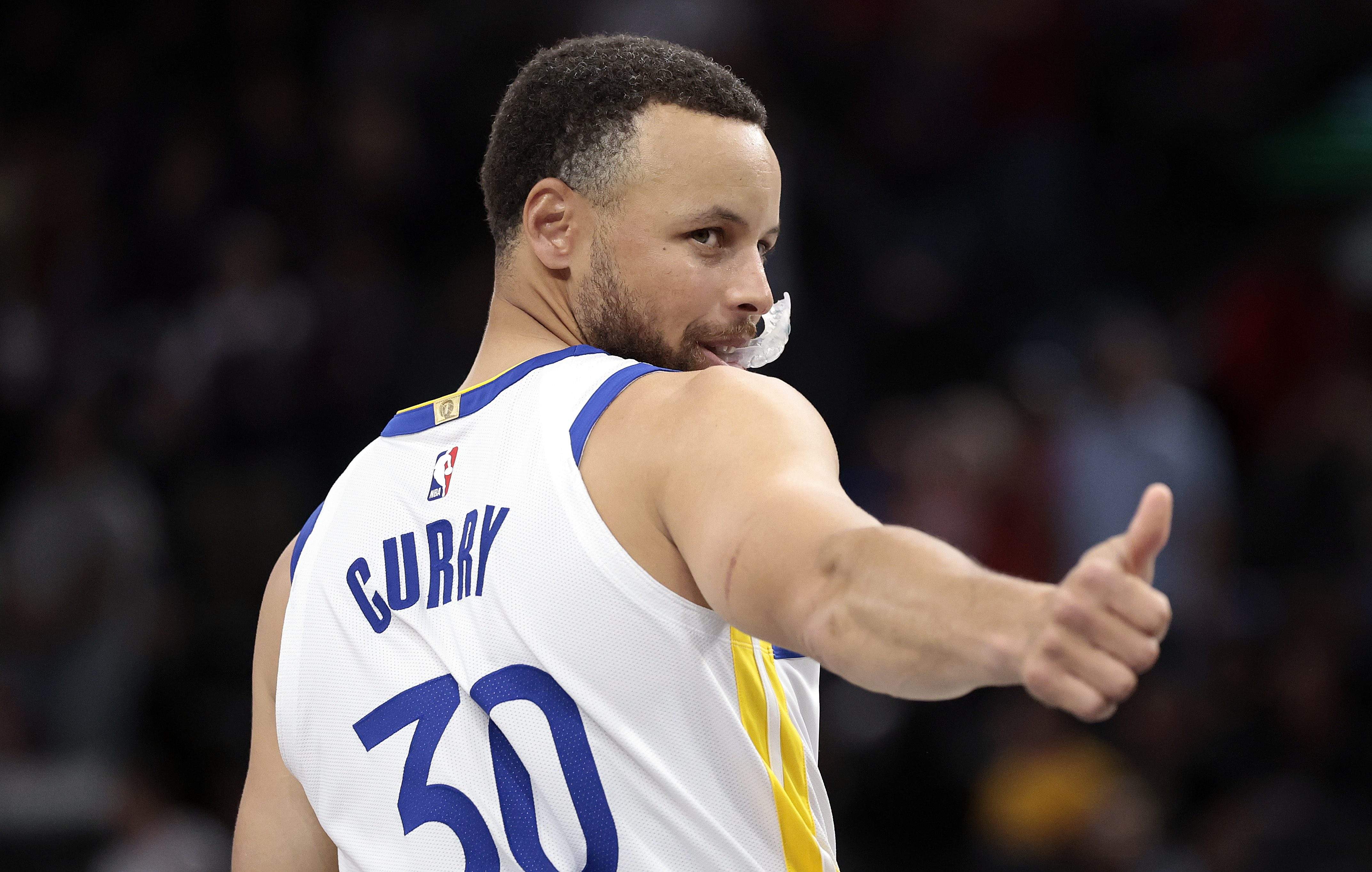 Warriors Trade Pitch Lands 21-PPG Wing to Help Stephen Curry Amid Extension Wait