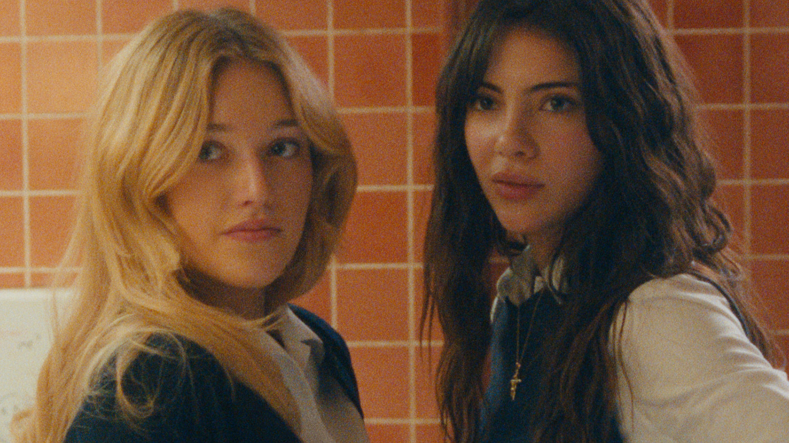 The Body, Netflix's 'Raunchy Teen Psychodrama With A Dash Of Catholic Horror,' Sets Fall Premiere — First Look