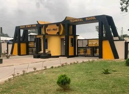 Two Obuasi SecTech teachers arrested over alleged assault on headmaster