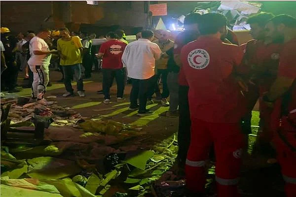 Four killed, five injured in Cairo residential building collapse