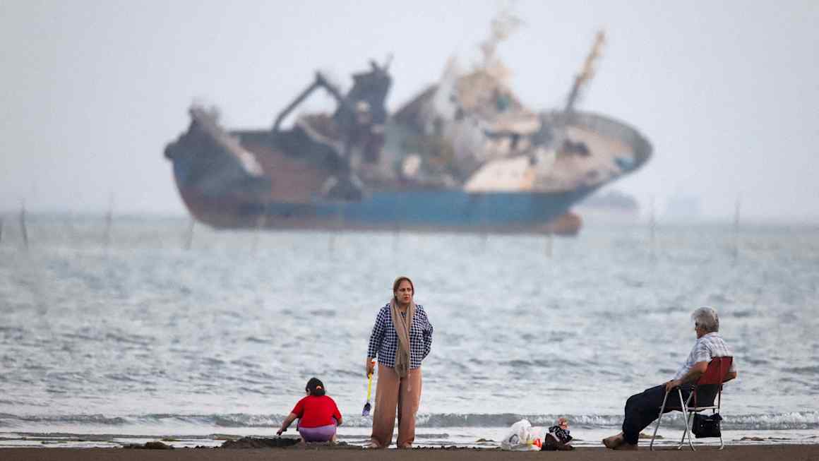 Iran says deal with Oman to manage shipping through Hormuz is close