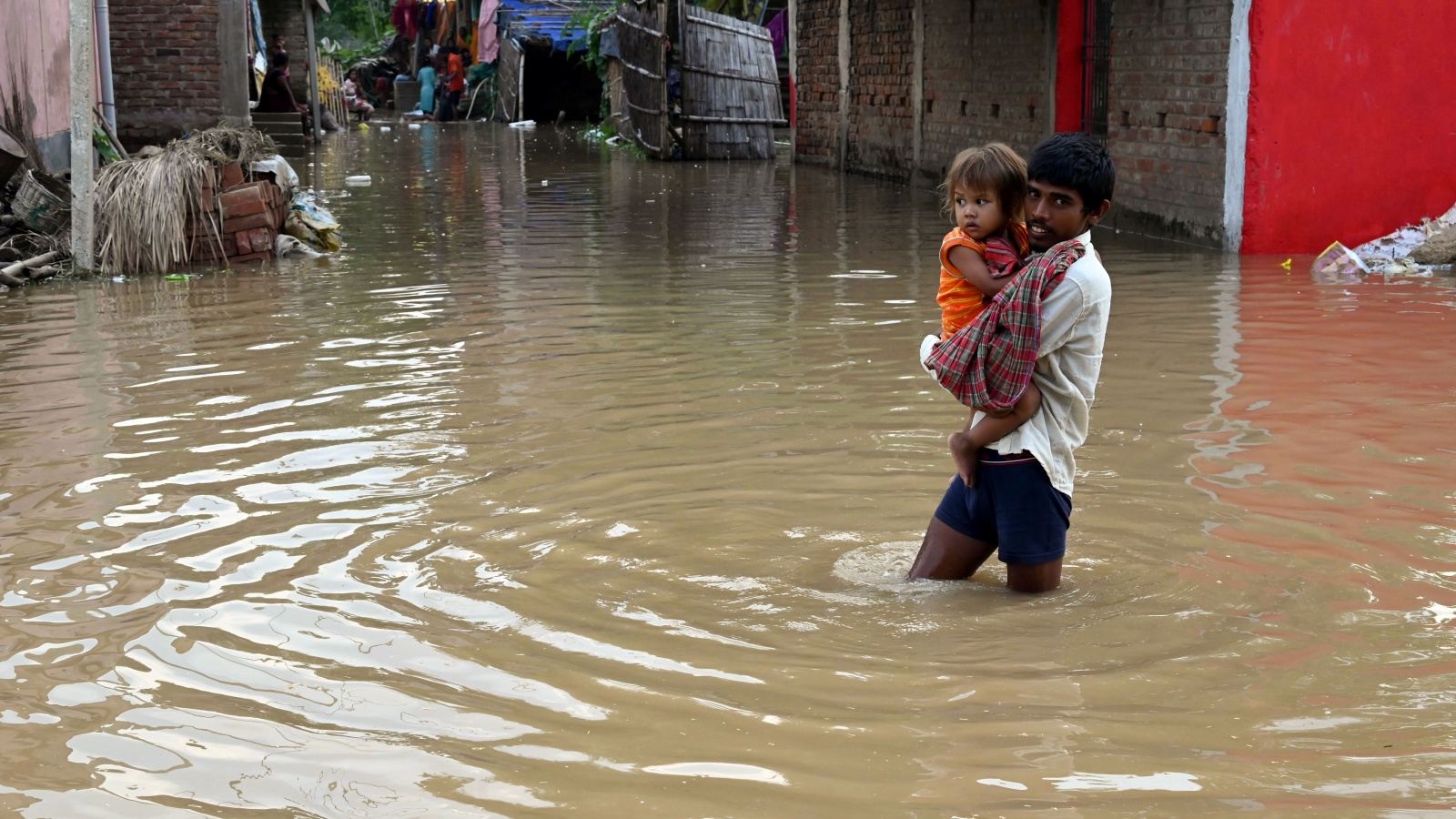 Bihar flood threat rises as Ganga flows above ‘highest flood level’; Orange rain alert in Delhi