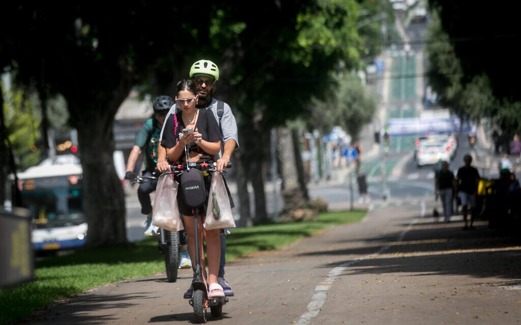 E-scooter riders 3 times more likely to suffer brain injury than motorcyclists – UK study