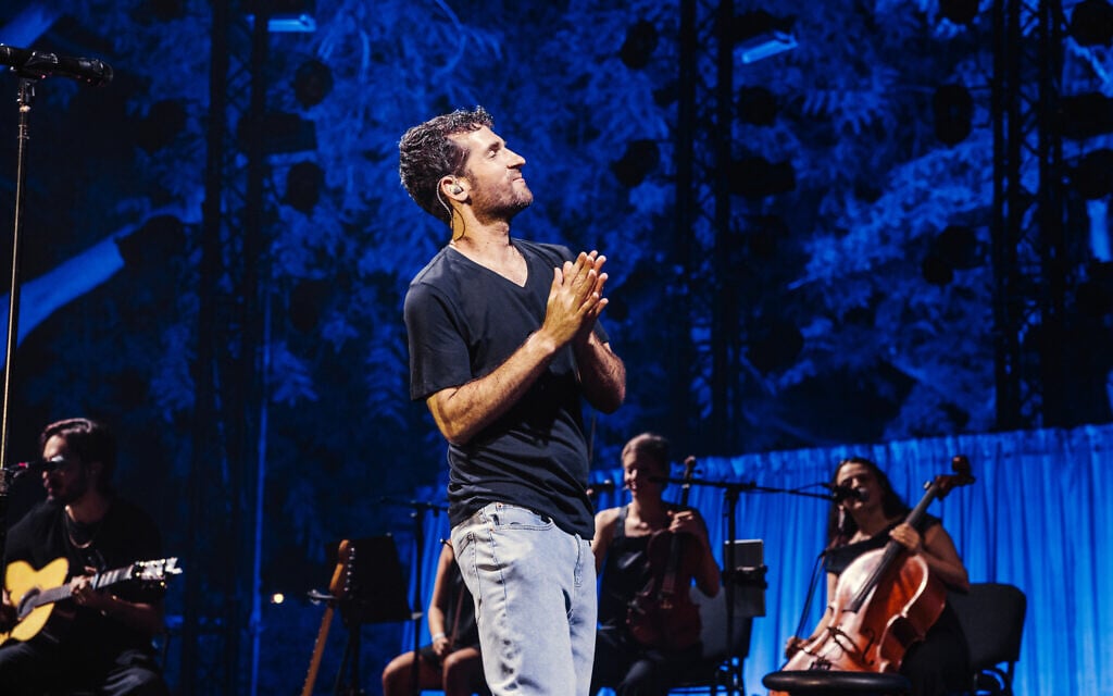 Former hostage Sagui Dekel-Chen returns home to perform songs he composed in Hamas captivity