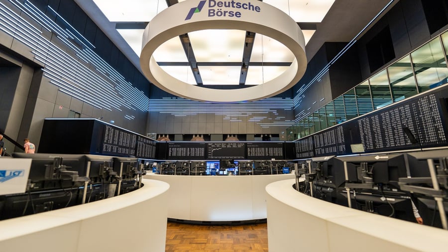 Stock exchange: Dax reaches record high