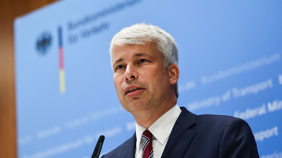 Electric cars: Bilger sees no need for ever new electric car funding