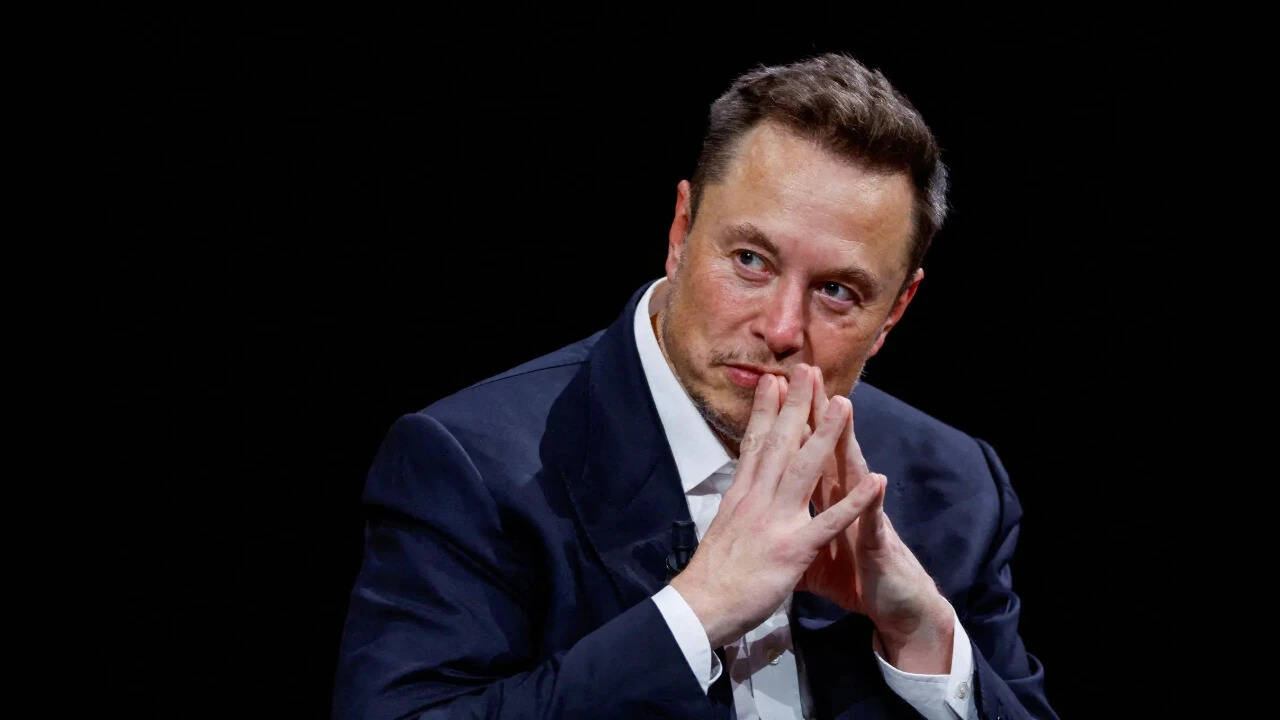 Elon Musk is fighting Chess.com again, the site that says he can't play chess