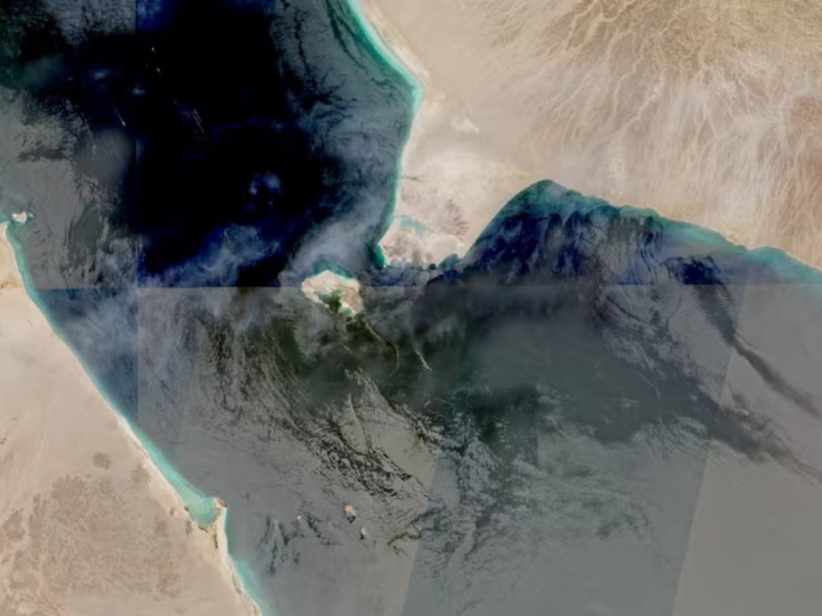 3 Pakistanis among four killed after Houthi attack on commercial vessel in Bab al-Mandeb: Yemen ministry