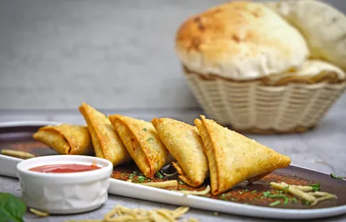 From India to Durban: the South African story of the samoosa