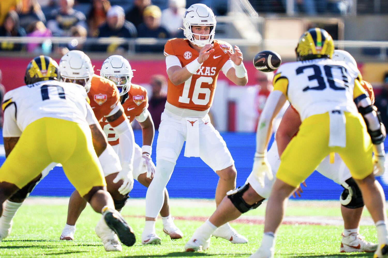 College football Week 1: Top questions for LSU, Texas football and more | Golden, Bohls