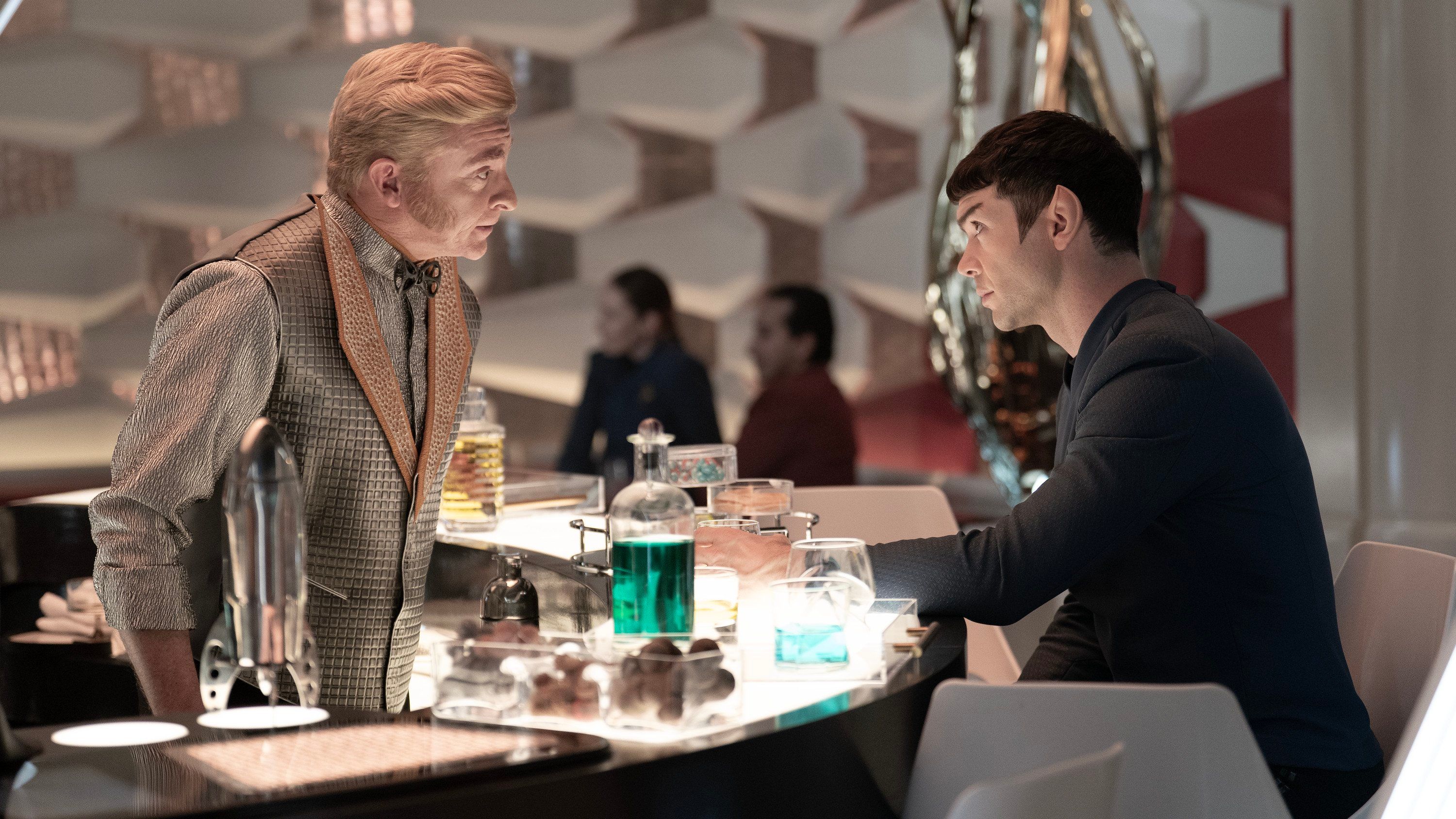Star Trek Actor Reveals His Plan for a Perfect James Bond Crossover