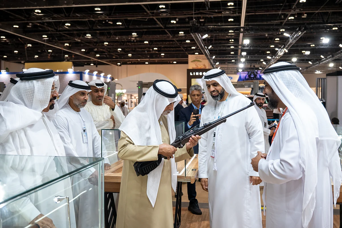 Nahyan bin Mubarak visits Abu Dhabi International Hunting and Equestrian Exhibition 2026