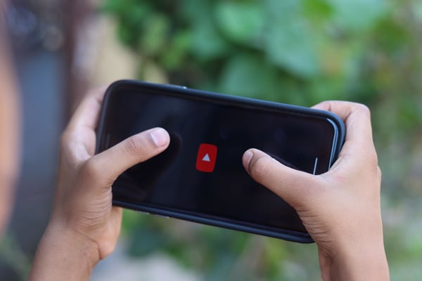 10 things you can learn on YouTube in a week that will make you more money