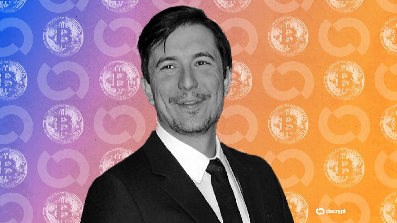 'Send Your Lawyers': Robinhood Isn't Backing Down From AMC Over Stock Tokens