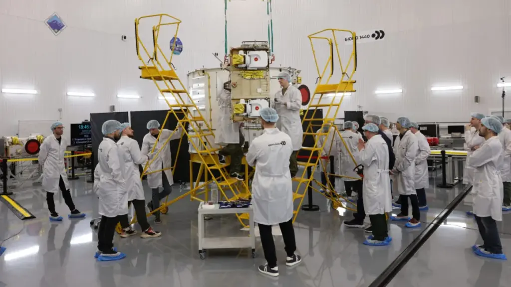 “Faster than originally planned”: Russia wants 292 Starlink-rival satellites by 2027