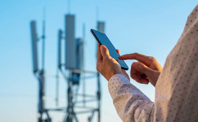 Telco earnings set for Q3 lift