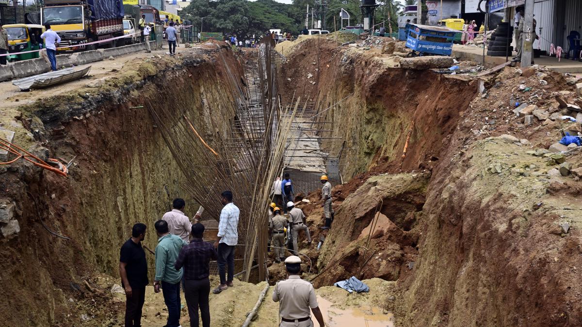 ‘Saw them being buried under a heap of soil within a matter of seconds‘