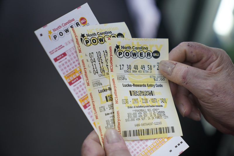 $1 billion Powerball jackpot: Which payout option is best if you win?
