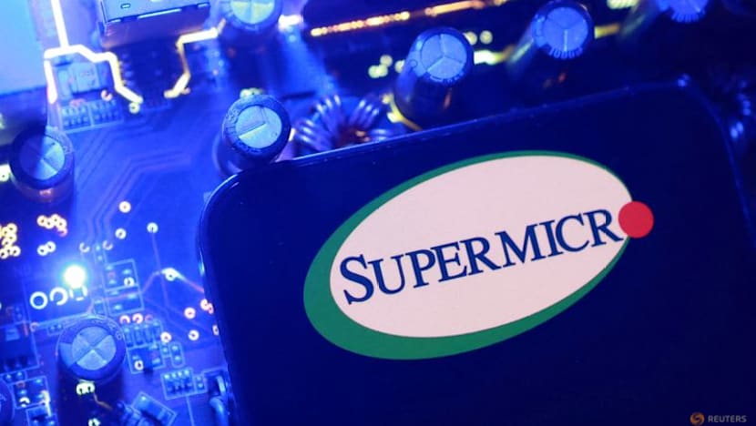 Super Micro forecasts upbeat annual revenue on AI boom