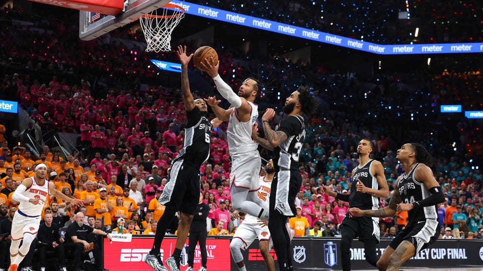 New York Knicks Set To Face 76ers, Spurs In Marquee Matchups
