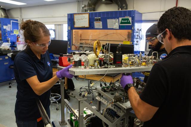 Applied Chemistry Laboratory