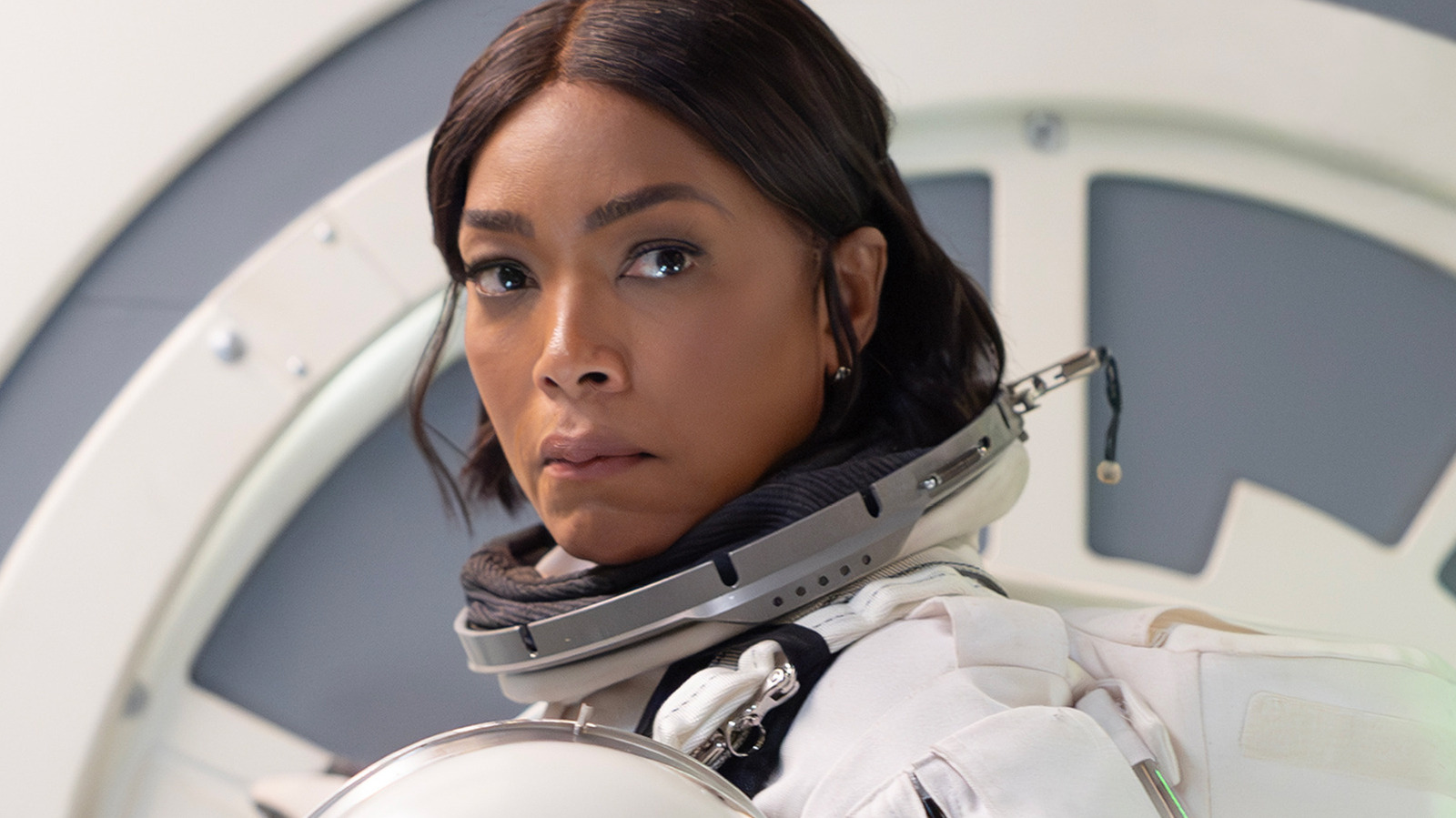 The 5 Most Entertainingly Unrealistic 9-1-1 Emergencies