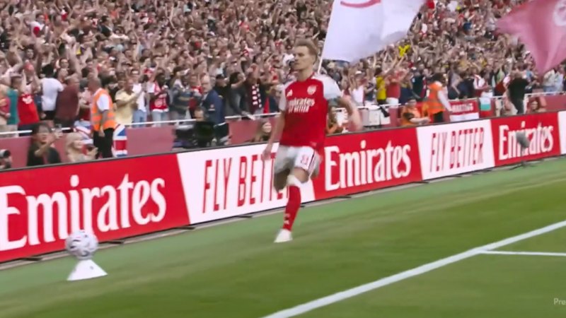 Arsenal skipper sinks Chelsea