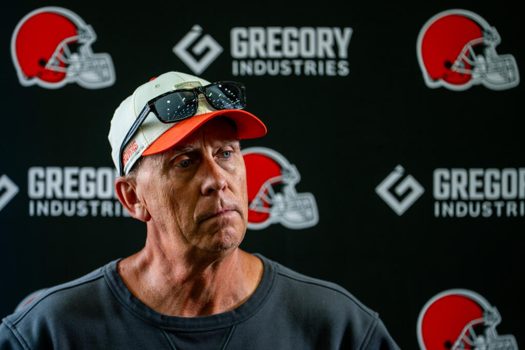 Browns End Practice Early After Frustrating Finish
