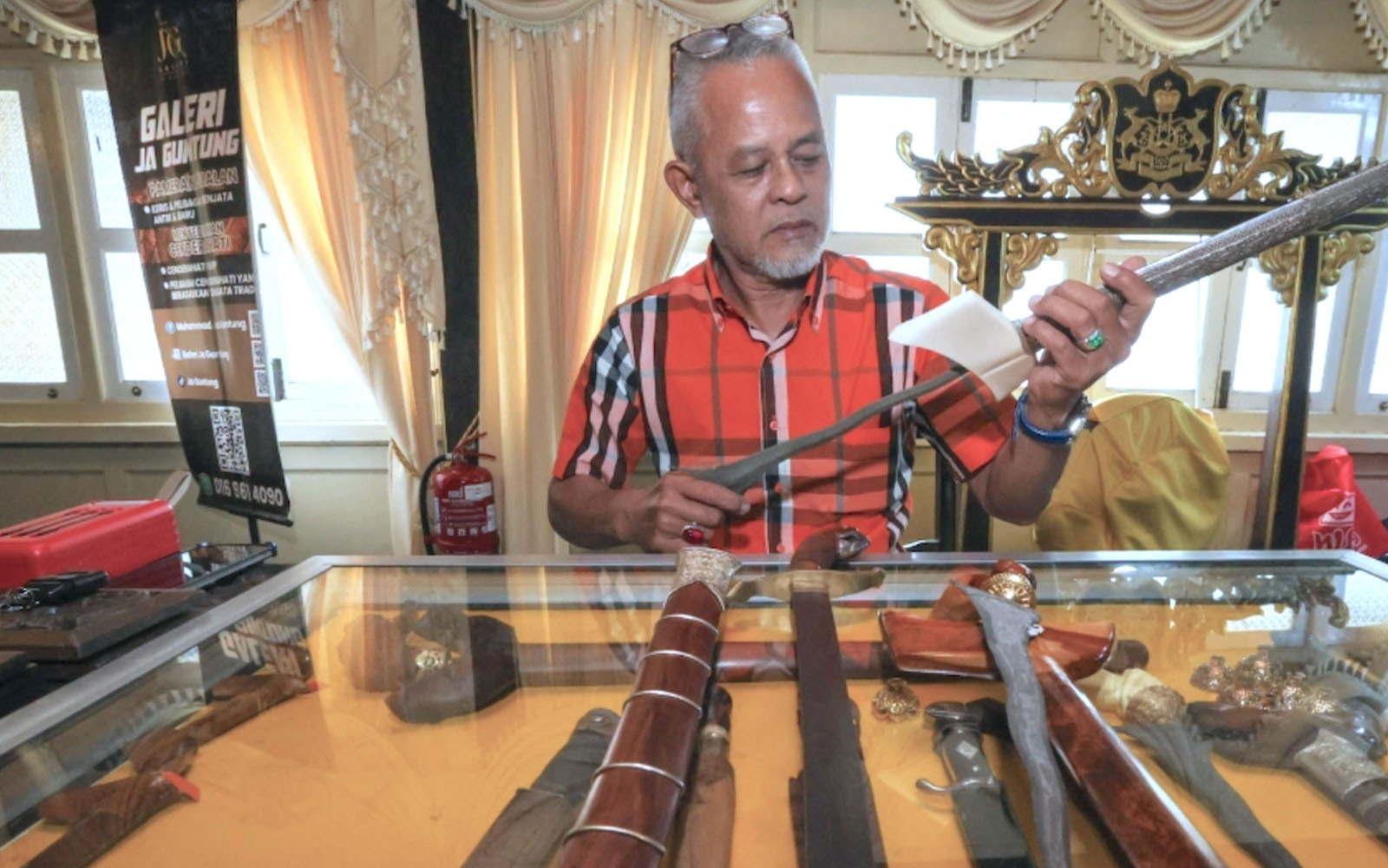 Keris as a window into earlier Malay life