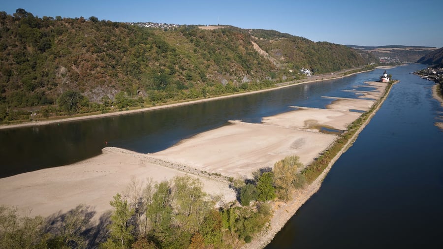 Threat of bottlenecks?: Transport Minister: Supply secured despite low water levels