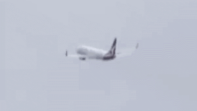 Flames and popping sounds: Experts explain Qantas engine incident