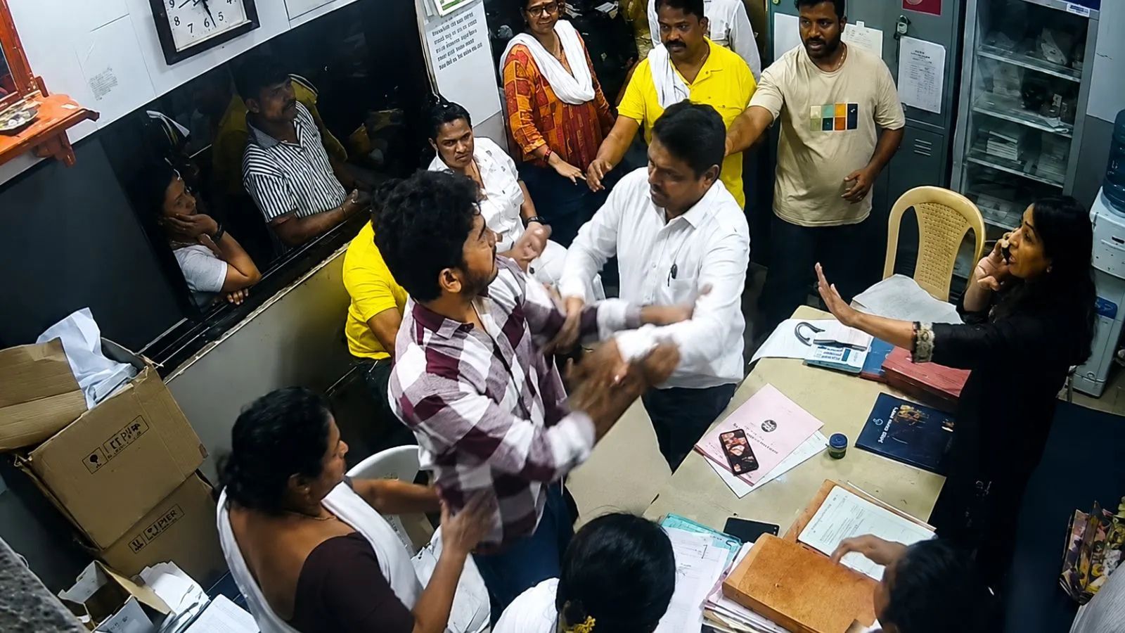 Sena leader ‘who thrashed doctors’ drops plea as Supreme Court talks tough