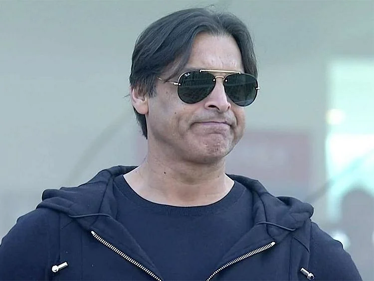 Shoaib Akhtar backs PCB, snubs Babar Azam from Pakistan's future plans