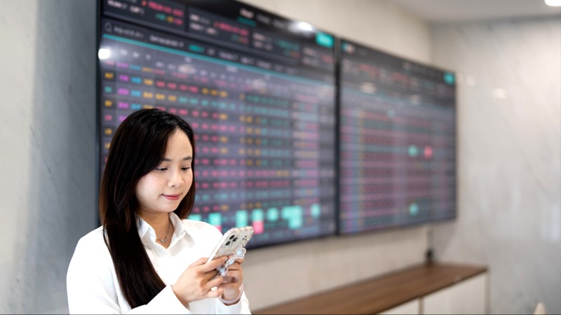 VN-Index targets 1,890, 1,945 as upgrade optimism builds